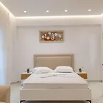 شقة Afriol ساراندا