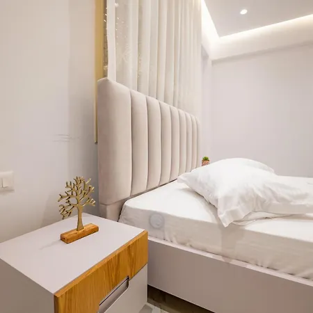 Afriol Appartamento Sarandë