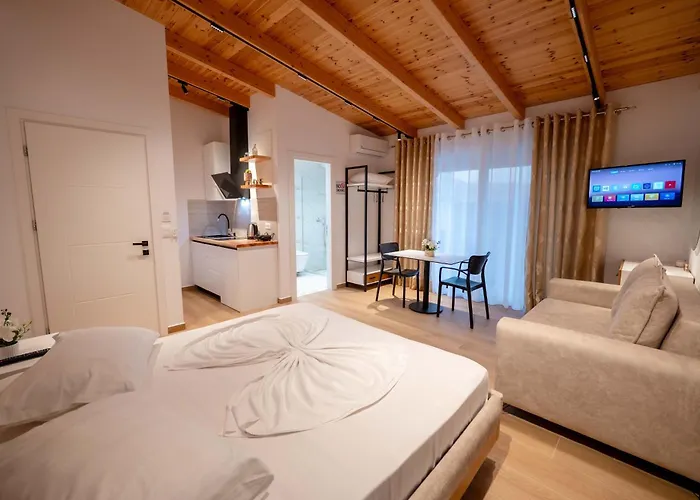 Apartment Afriol Sarandë