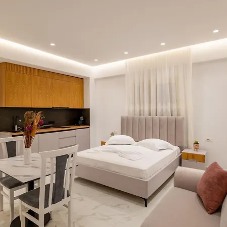 Afriol * Sarande