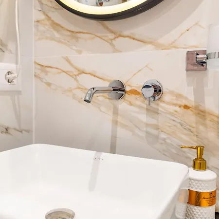 Apartment Afriol Sarande