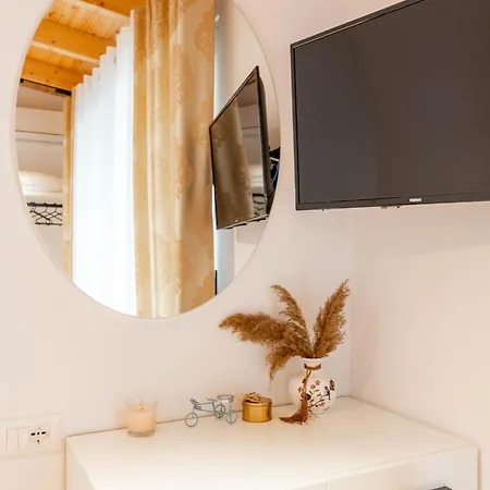 Afriol * Sarandë