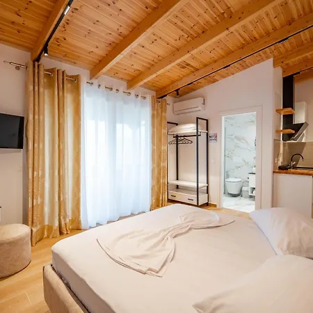 Afriol 아파트 Sarandë