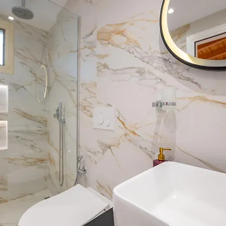 Apartment Afriol Sarande