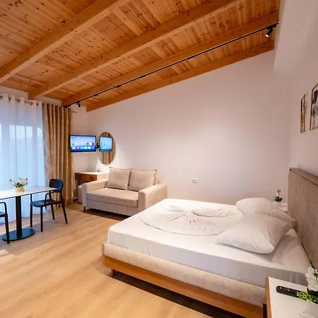 Afriol Appartamento Sarandë