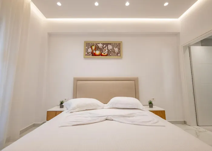 Afriol Appartamento Sarandë